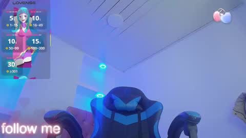 Snapshot of zoe_connor19 chatting on March 2025 12:44:01 AM Z O E online show from March 2025 12:44:01 AM