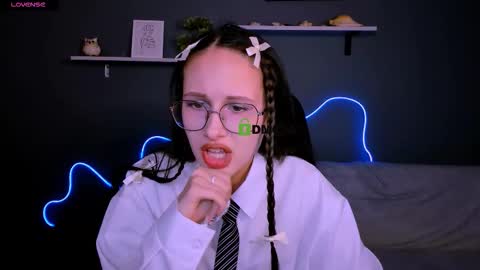 zoe_puff online show from September 2025 08:11:02 PM
