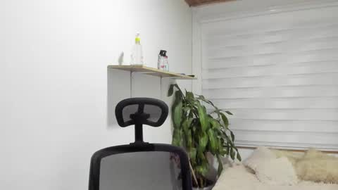 Zoe online show from September 2025 03:09:02 AM