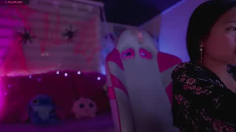 Zoe  online show from October 2025 03:56:02 PM