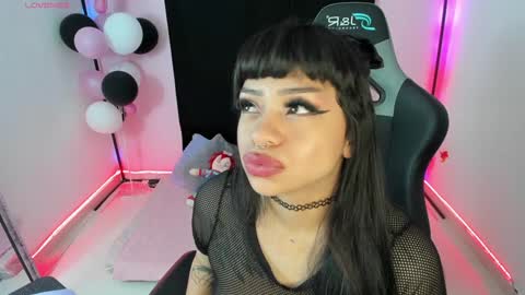 Snapshot of zoe_sullivan_ chatting on December 2024 10:07:01 AM zoe_sullivan_ online show from December 2024 10:07:01 AM