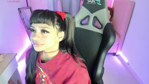 Snapshot of zoe_sullivan_ chatting on February 2025 08:52:02 AM zoe_sullivan_ online show from February 2025 08:52:02 AM