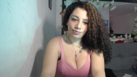 Snapshot of zoe_tai chatting on October 2025 05:47:01 PM zoe tai online show from October 2025 05:47:01 PM