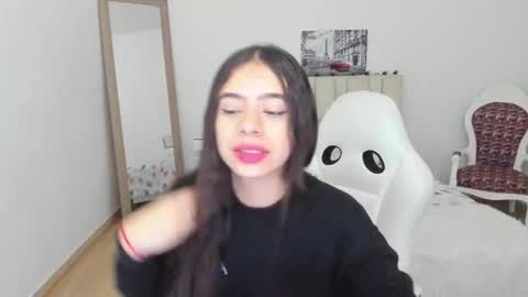 Zoe online show from January 2025 11:43:02 AM