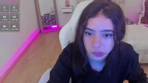 Zoe online show from February 2025 05:39:01 PM