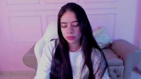 Zoe online show from October 2025 11:53:02 AM