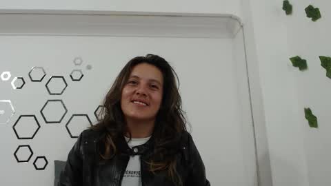 Carolina online show from October 2025 11:13:02 PM