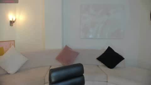 Zoe Armstrong online show from September 2025 03:17:02 AM
