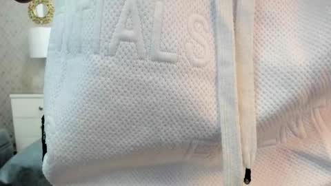 Snapshot of zoekrug chatting on September 2025 11:48:01 AM Zoe Krug online show from September 2025 11:48:01 AM