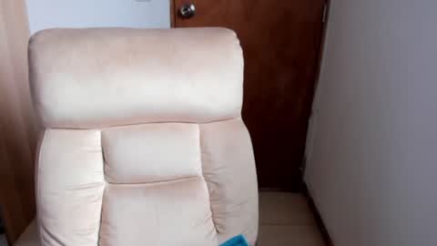 Zoe  online show from February 2025 06:40:02 PM
