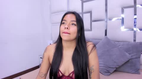 Snapshot of zoeswanx chatting on January 2025 01:36:01 PM ZoeSwam online show from January 2025 01:36:01 PM