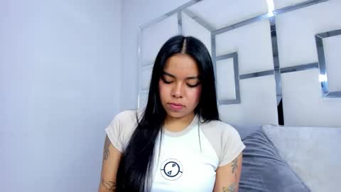 Snapshot of zoeswanx chatting on October 2025 01:20:02 PM ZoeSwam online show from October 2025 01:20:02 PM