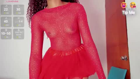 Zoe online show from November 2025 08:22:02 PM