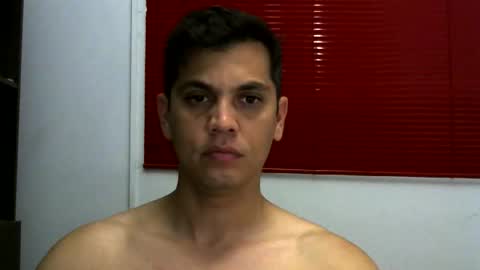 zoro_00 online show from November 2025 12:33:01 AM