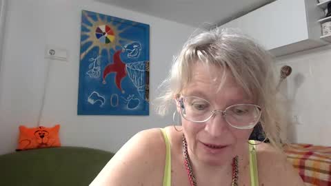 Snapshot of zosya1111 chatting on January 2025 01:42:02 PM Zosya1111 online show from January 2025 01:42:02 PM