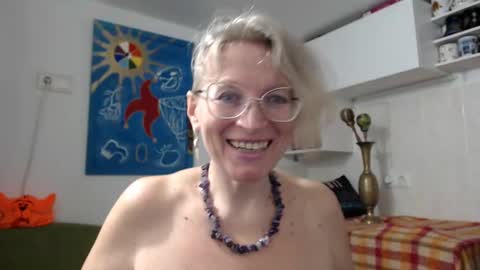 Snapshot of zosya1111 chatting on February 2025 04:20:02 PM Zosya1111 online show from February 2025 04:20:02 PM