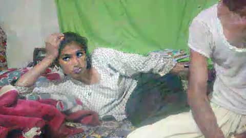 zoyakhan803 online show from October 2025 10:04:02 PM