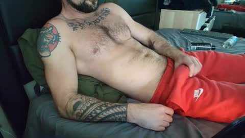 Snapshot of zuko_zen69 chatting on November 2025 08:07:01 PM Zuko online show from November 2025 08:07:01 PM