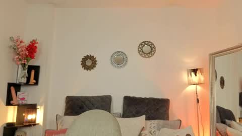 zuly goode online show from February 2025 05:09:02 AM