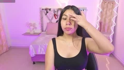 Snapshot of zury_tay chatting on September 2025 11:31:02 AM ZURY online show from September 2025 11:31:02 AM