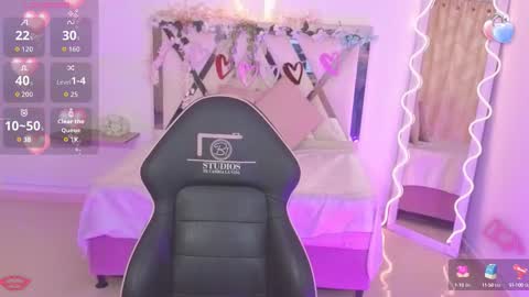 Snapshot of zury_tay chatting on September 2025 11:46:02 AM ZURY online show from September 2025 11:46:02 AM