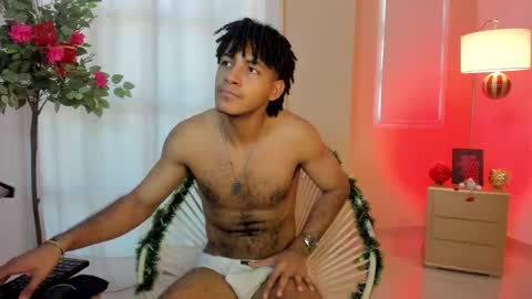 Snapshot of zyan_moreno chatting on December 2025 05:54:02 PM zyan_moreno online show from December 2025 05:54:02 PM