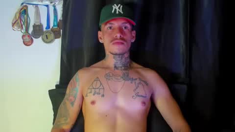 Snapshot of zyongarcia2020 chatting on January 2025 12:48:01 AM zyon garcia online show from January 2025 12:48:01 AM