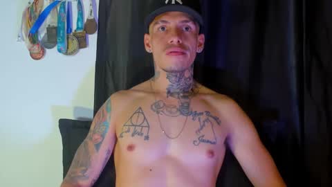 Snapshot of zyongarcia2020 chatting on January 2025 02:41:02 PM zyon garcia online show from January 2025 02:41:02 PM