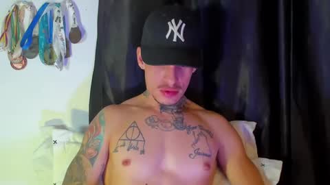 Snapshot of zyongarcia2020 chatting on January 2025 05:04:01 PM zyon garcia online show from January 2025 05:04:01 PM