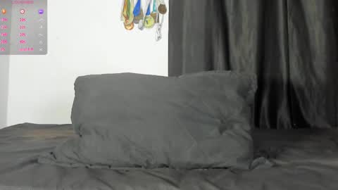 Snapshot of zyongarcia2020 chatting on November 2025 12:35:01 AM zyon garcia online show from November 2025 12:35:01 AM