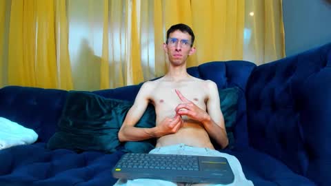 Snapshot of zyronight chatting on November 2025 07:46:02 PM Zyro Nigth online show from November 2025 07:46:02 PM