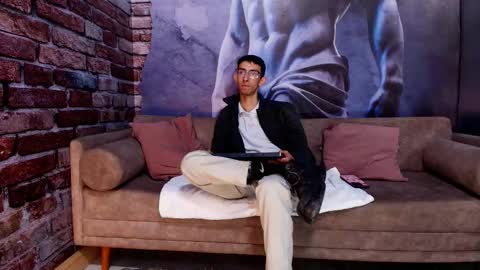 Snapshot of zyronight chatting on November 2025 07:36:01 PM Zyro Nigth online show from November 2025 07:36:01 PM