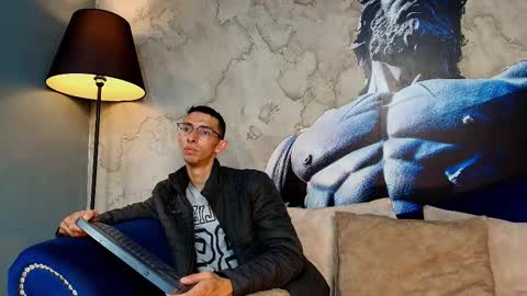 Snapshot of zyronight chatting on December 2025 07:18:01 PM Zyro Nigth online show from December 2025 07:18:01 PM