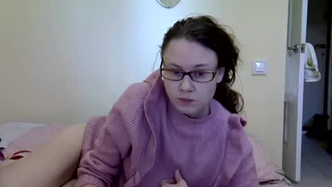 Zyuhre online show from February 2025 01:44:02 PM