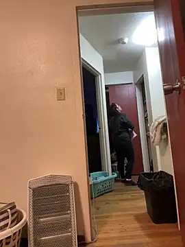 Snapshot of LacieStar chatting on December 2024 02:02:02 AM LacieStar online show from December 2024 02:02:02 AM