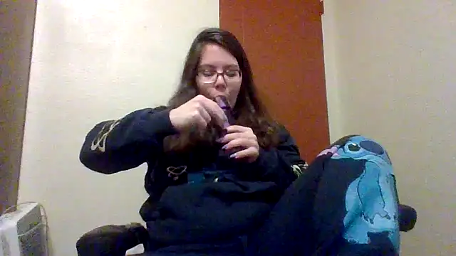 Snapshot of LacieStar chatting on December 2024 09:55:02 PM LacieStar online show from December 2024 09:55:02 PM