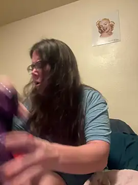 Snapshot of LacieStar chatting on December 2024 12:33:02 PM LacieStar online show from December 2024 12:33:02 PM