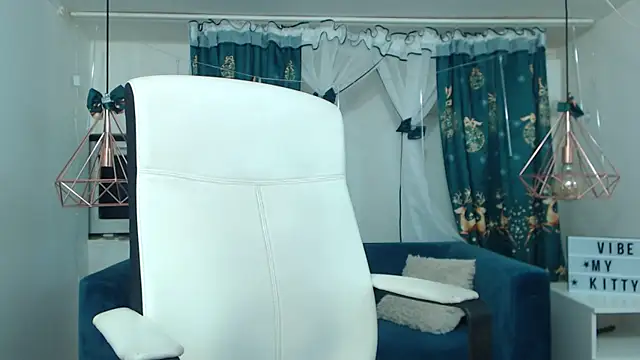 fuckaholicbabe xxx online show from March 2025 02:41:02 AM