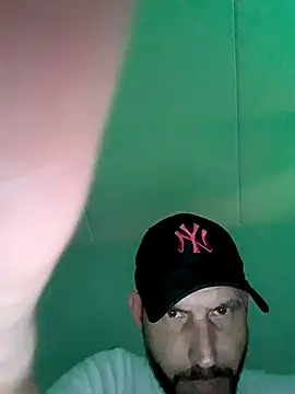 Snapshot of Befkoning37 chatting on November 2025 06:21:01 PM Befkoning37 online show from November 2025 06:21:01 PM