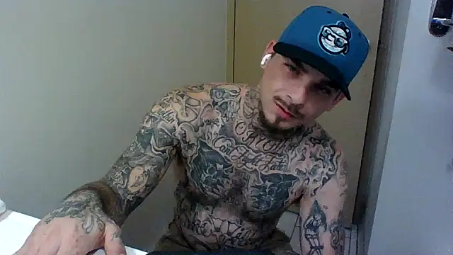 Snapshot of DADDY_KANE8--- chatting on January 2025 12:24:01 AM DADDY KANE8--- online show from January 2025 12:24:01 AM