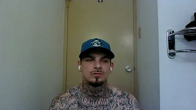 Snapshot of DADDY_KANE8--- chatting on January 2025 10:40:01 PM DADDY KANE8--- online show from January 2025 10:40:01 PM