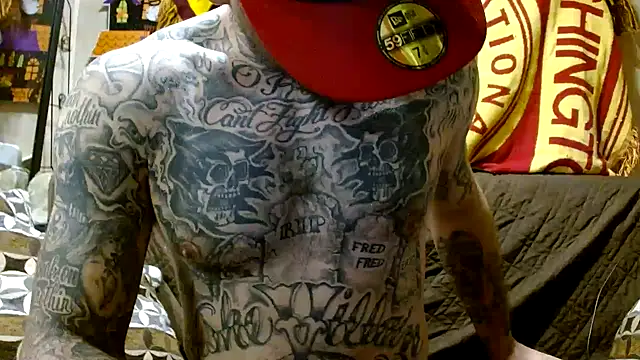 Snapshot of DADDY_KANE8--- chatting on January 2025 02:04:02 AM DADDY KANE8--- online show from January 2025 02:04:02 AM