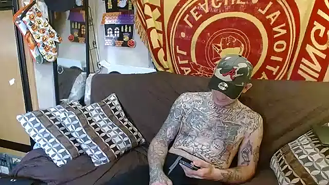 Snapshot of DADDY_KANE8--- chatting on February 2025 04:03:01 PM DADDY KANE8--- online show from February 2025 04:03:01 PM