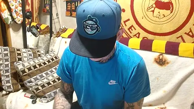 Snapshot of DADDY_KANE8--- chatting on February 2025 07:13:01 AM DADDY KANE8--- online show from February 2025 07:13:01 AM