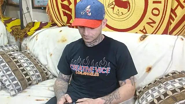 Snapshot of DADDY_KANE8--- chatting on February 2025 10:33:01 PM DADDY KANE8--- online show from February 2025 10:33:01 PM