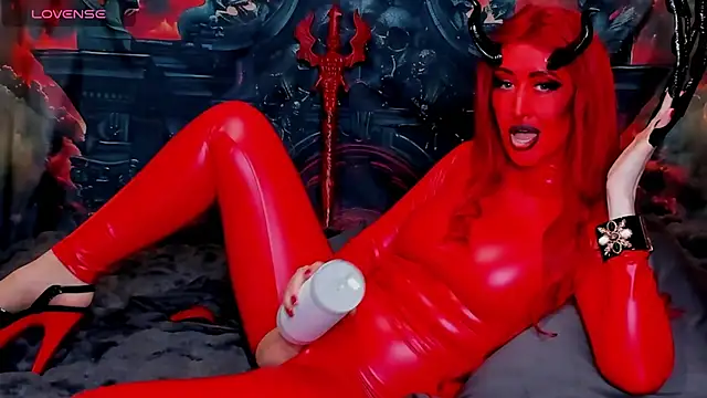 EvaDominatrix online show from October 2025 07:46:02 PM