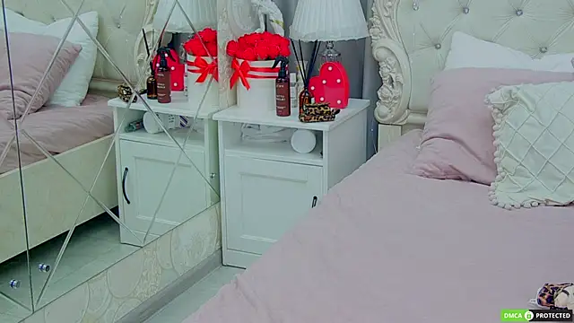 Snapshot of TinaBrook chatting on October 2025 03:17:02 AM TinaBrook online show from October 2025 03:17:02 AM