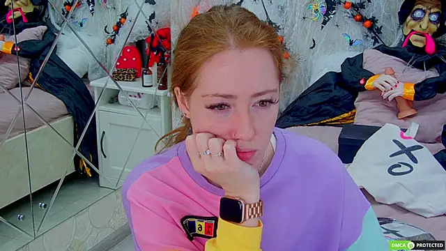 Snapshot of TinaBrook chatting on October 2025 04:02:02 AM TinaBrook online show from October 2025 04:02:02 AM