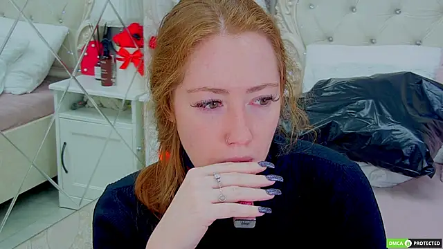 Snapshot of TinaBrook chatting on November 2025 03:06:01 AM TinaBrook online show from November 2025 03:06:01 AM