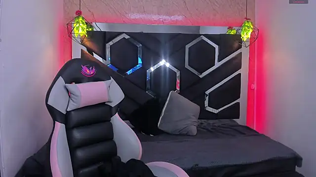 lilith nv online show from January 2025 11:12:02 AM